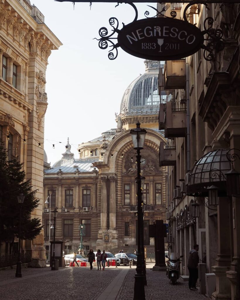 BUCHAREST - @travelmoreworryless - GOGO Magazine